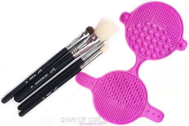 Practk Palmat Brush cleaning Tool and Sigma Clean brushes