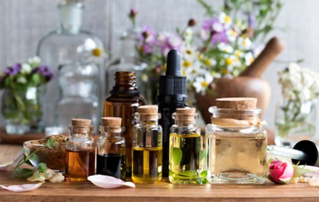 Top 5 Fragrance Oils For Candle Making