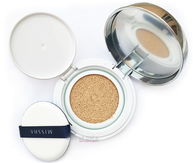 Missha M Magic Cushion SPF 50+ PA+++ Review and Swatches 