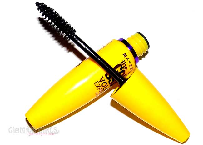 Maybelline The Colossal Volume' Express Mascara - Review