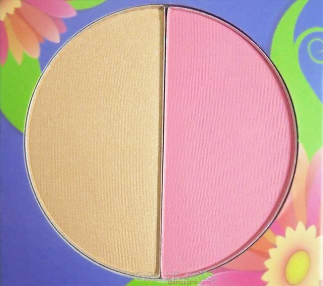 BH Cosmetics Floral Blush Duo in Daisy Close up