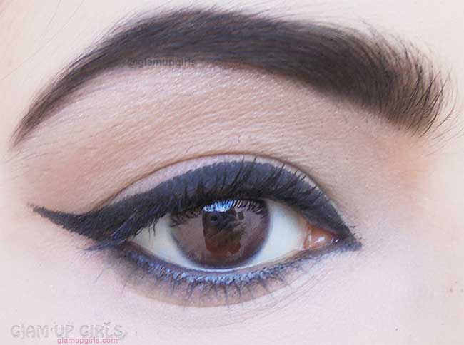 Sigma Beauty Standout Eyes Gel Liner in Wicked Application