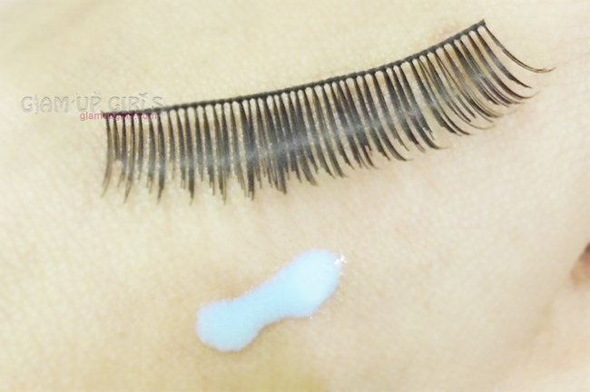 The right way to apply lash glue to fals lashes