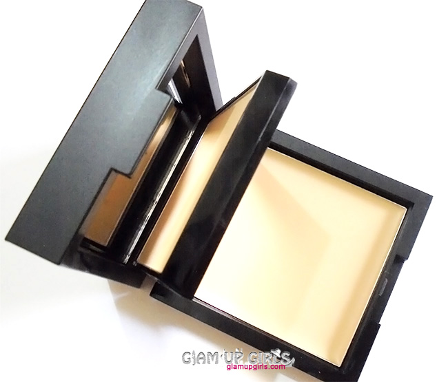 Sleek Makeup Base Duo Kit in Oatmeal - Review and Swatches